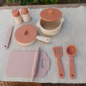 Παιχνίδια Σιλικόνης NinoMio Montessori - Σετ Παιχνίδι με Κουζινικά